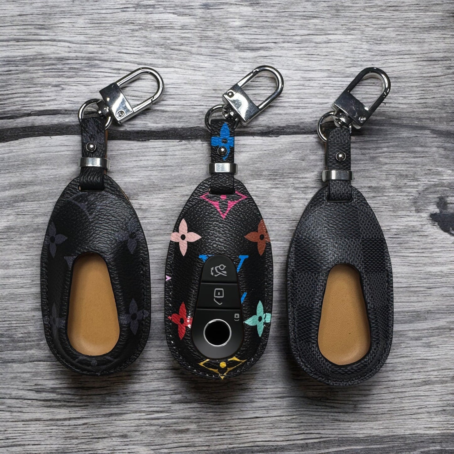 Premium LV Canvas Key Case for Mercedes-Benz – Handmade from Authentic Upcycled Louis Vuitton